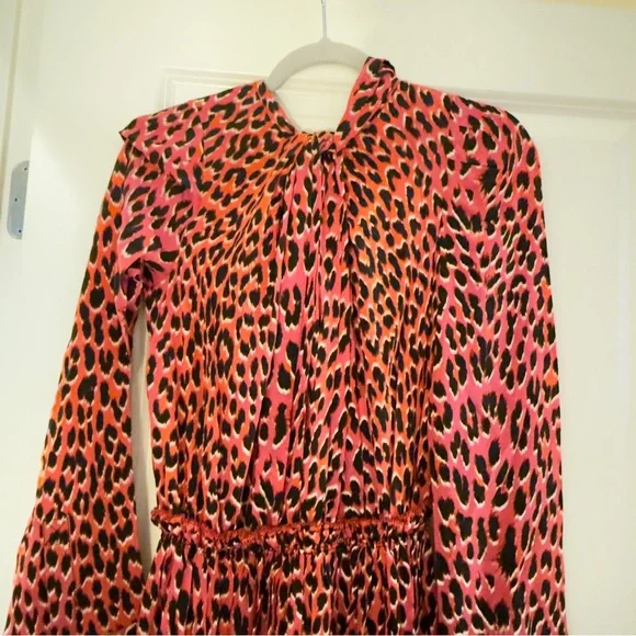 Zadig & Voltaire Vibrant Pink and Orange Patterned Dress is available for  purchase on au PAY Market - Imported Goods Online Store Co.Ltd. | au PAY  Market - Online Shopping Site